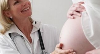 Картинка по теме - как избавиться от насморка во время беременности