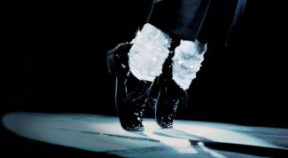 Картинка по теме - как делать лунную походку майкла джексона