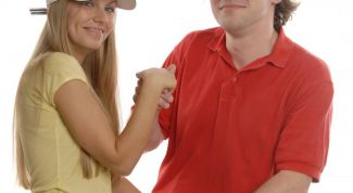 Картинка по теме - как носить бейсболку