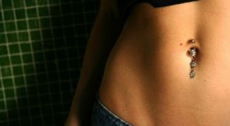 Картинка по теме - как обрабатывать пирсинг в пупке