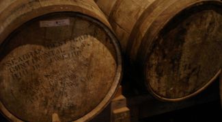 Картинка по теме - как пить темный ром