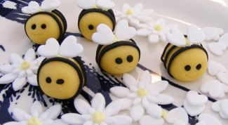 Картинка по теме - как покрасить марципан