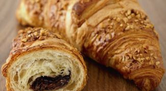 Картинка по теме - как приготовить круассаны с шоколадом