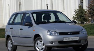 Картинка по теме - как открыть капот у калины