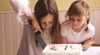 Картинка по теме - как украсить торт ко дню рождения ребенка