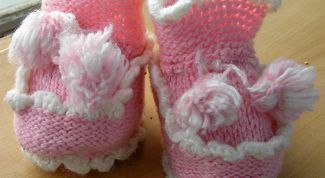 Картинка по теме - как обвязать пинетки крючком