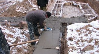 Картинка по теме - как заливать бетон зимой