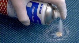 Картинка по теме - как отчистить жевательную резинку