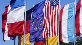 Картинка по теме - как переводить названия компаний