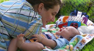 Картинка по теме - как определить, хватает ли грудного молока