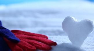 Картинка по теме - как стирать замшевые перчатки