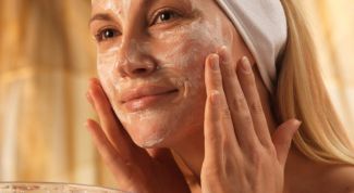 Картинка по теме - что делать, если лицо шелушится