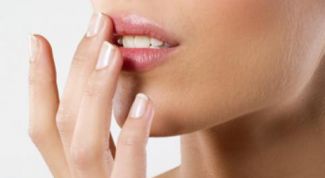 Картинка по теме - что делать, если губы обветрились