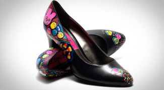 Картинка по теме - как расписать модные туфли