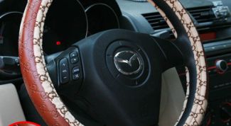 Картинка по теме - как надеть чехол на автомобильный руль