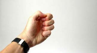 Картинка по теме - почему ногти желтые