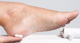 Картинка по теме - что делать, когда болят пятки