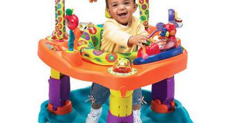 Картинка по теме - как научить ребенка ходить в ходунках