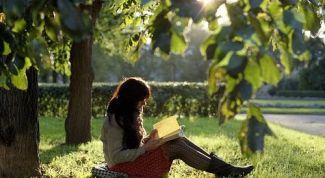 Картинка по теме - почему молодежь мало читает