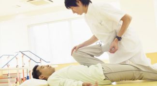 Картинка по теме - как делать лечебную гимнастику при сколиозе