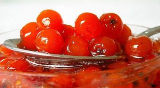 Картинка по теме - как сделать варенье из рябины не горьким