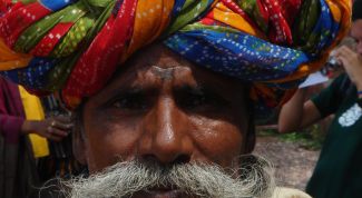 Картинка по теме - что делать с усами