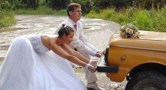 Картинка по теме - как выбрать автомобиль на свадьбу