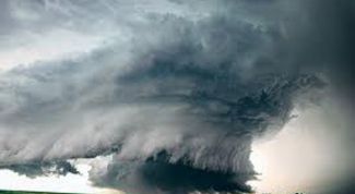 Картинка по теме - почему ураганы называют женскими именами