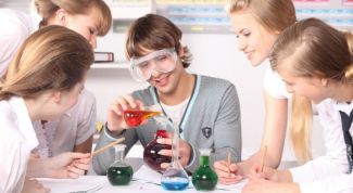 Картинка по теме - как проходит цепная реакция