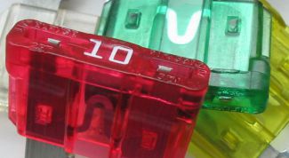 Картинка по теме - почему перегорают предохранители