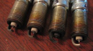 Картинка по теме - почему чернеют свечи