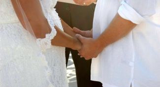 Картинка по теме - почему берут фамилию мужа