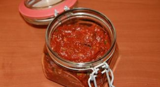 Картинка по теме - как хранить аджику из помидоров