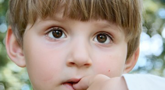 Картинка по теме - почему дети грызут ногти