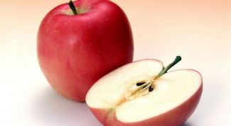 Картинка по теме - почему яблоко темнеет
