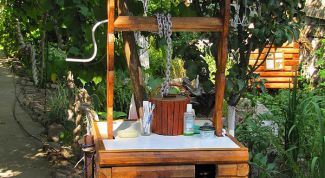 Картинка по теме - как украсить колодец