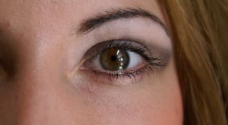 Картинка по теме - как подчеркнуть зеленый цвет глаз