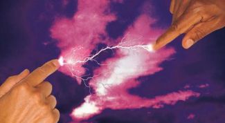 Картинка по теме - почему люди бьются током