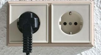 Картинка по теме - почему напряжение 220 вольт
