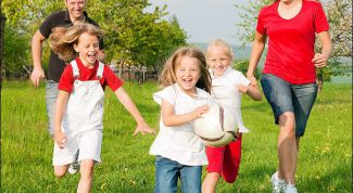 Картинка по теме - как возраст родителей сказывается на здоровье ребенка