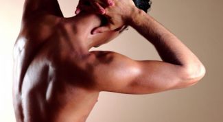 Картинка по теме - как качать бицепс и трицепс