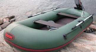 Картинка по теме - как хранить резиновую лодку