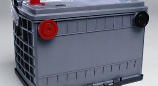 Картинка по теме - как хранить аккумулятор автомобиля