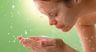 Картинка по теме - как выбрать крем гель для умывания для жирной кожи 