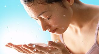 Картинка по теме - как использовать термальную воду для ухода за кожей