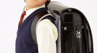 Картинка по теме - как связать жилетку для мальчика спицами 