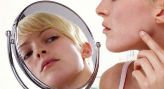 Картинка по теме - что делать, если кожа шелушится