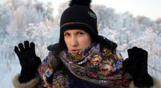 Картинка по теме - как завязать большой платок