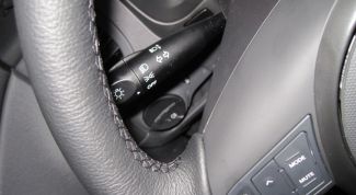 Картинка по теме - как обтянуть автомобильный руль кожей