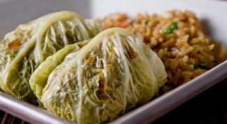 Картинка по теме - как приготовить голубцы из савойской капусты